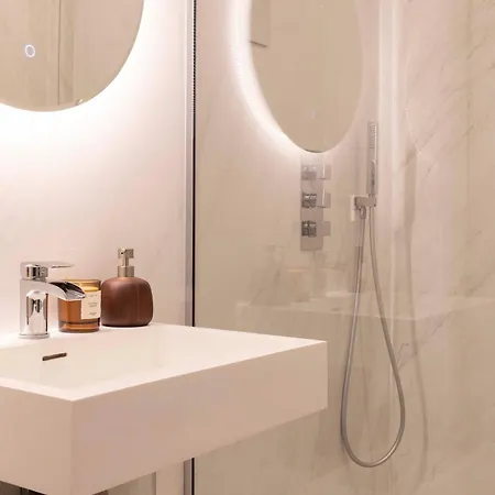 アパート Maison V L Saint-germain - Luxurious 5br With Ac パリ